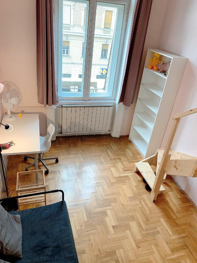 Budapest Three Cats Hostel Exteriör bild